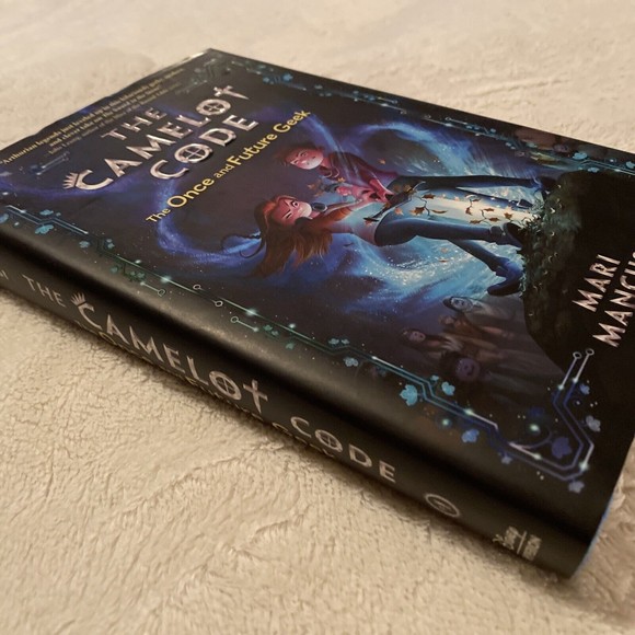The Camelot Code: The Once and Future Geek by Mari Mancusi Hard Cover Book - Picture 8 of 9